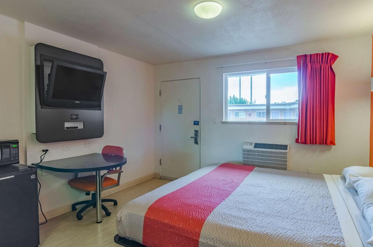 Motel 6 Riverton Wy Exterior photo